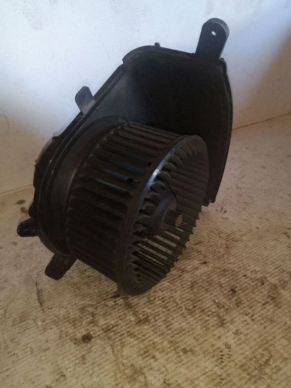 Heater fan/blower – Renault Scenic II - Grand scenic II (2003-2006)
