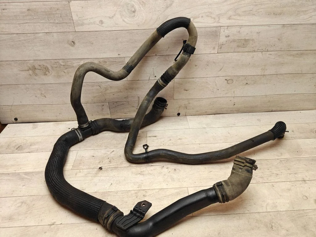 Engine coolant pipe/hose 924158