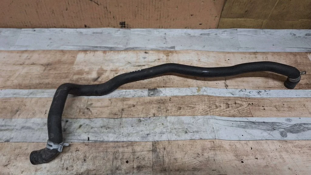 Engine coolant pipe/hose 15476810