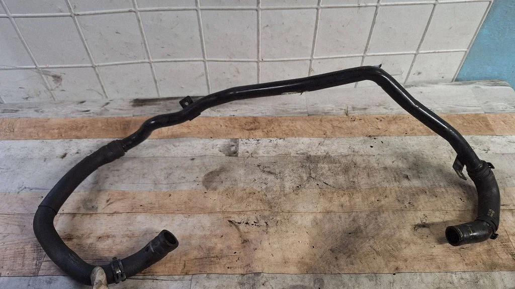 Engine coolant pipe/hose 1K0145762GG
