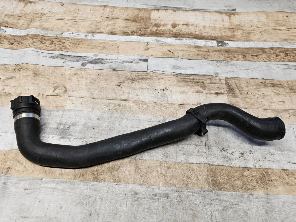 Engine coolant pipe/hose 17127809818