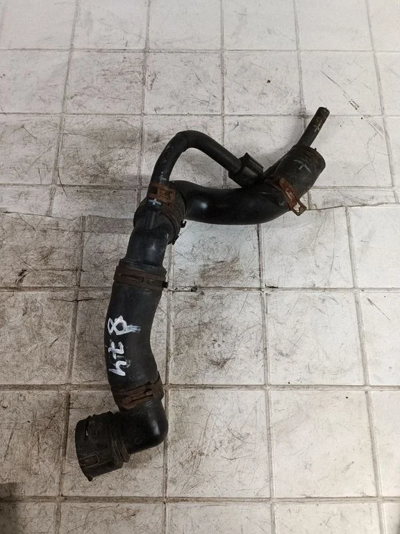 Engine coolant pipe/hose 6Y0121049H