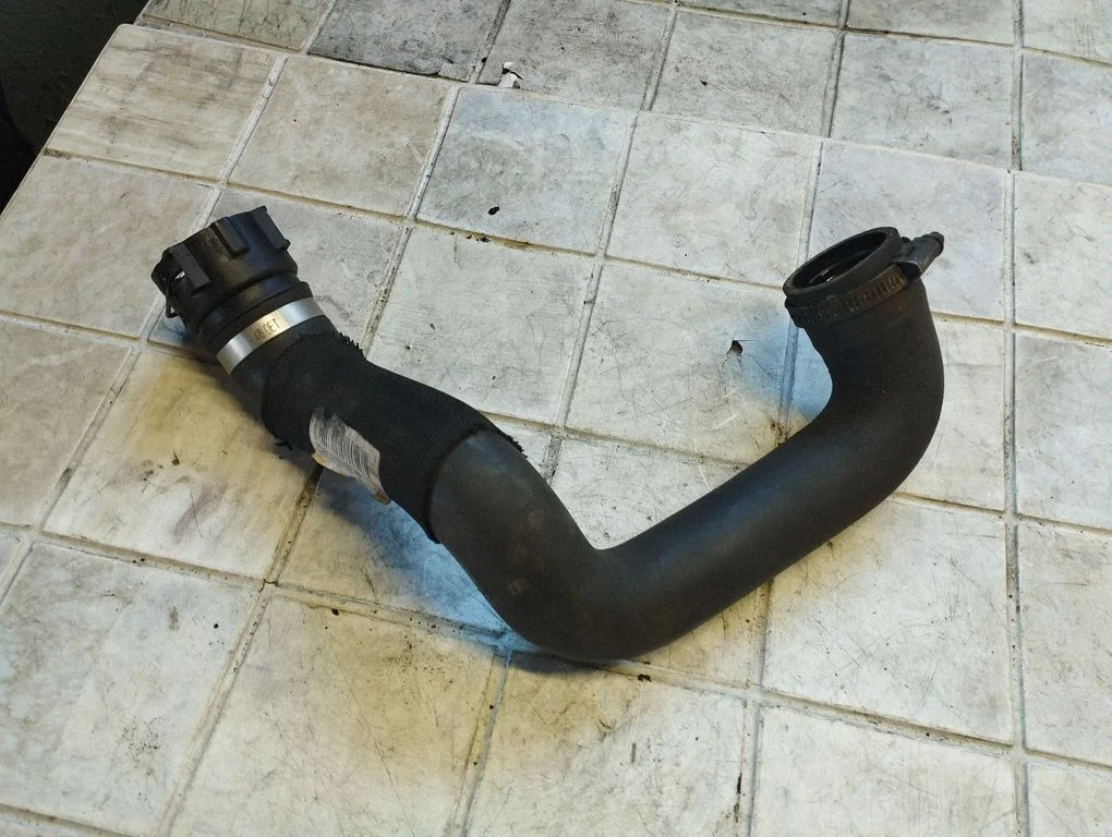 Engine coolant pipe/hose 7583880030