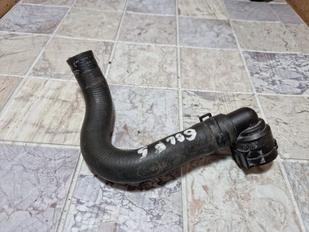 Engine coolant pipe/hose 1K0122291H