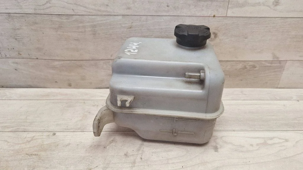 Coolant expansion tank/reservoir 254302S000