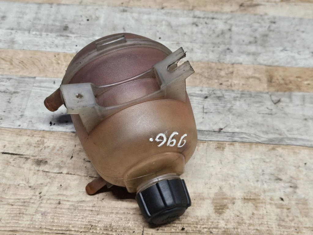 Coolant expansion tank/reservoir – Renault Scenic I (1996-2003)
