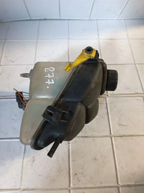Jahutusvedeliku paisupaak 1685000249