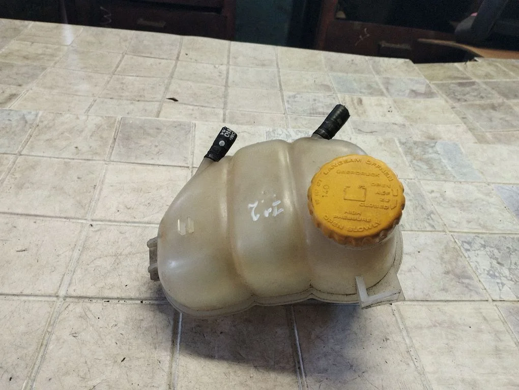 Coolant expansion tank/reservoir – Opel Meriva A (2003-2010)