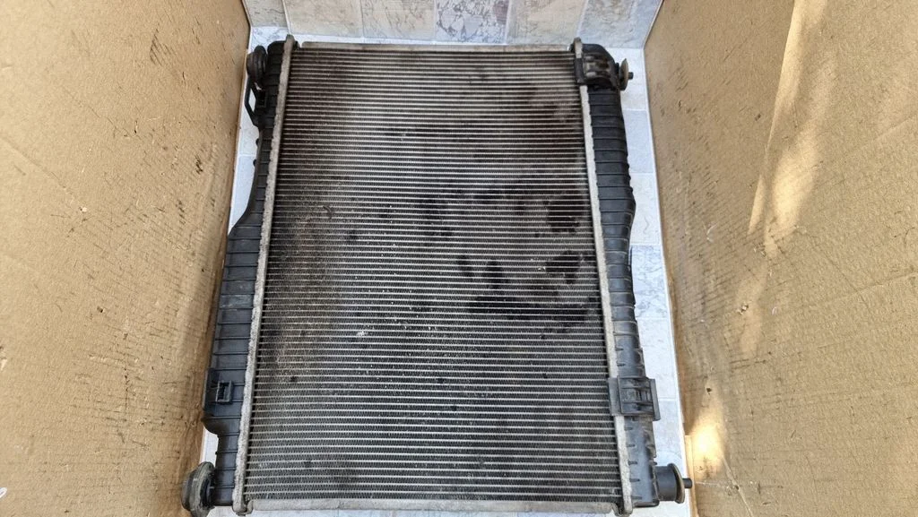 Jahutusvedeliku radiaator 304353