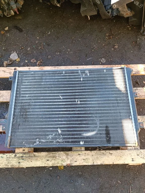 Dzesēšanas šķidruma radiators