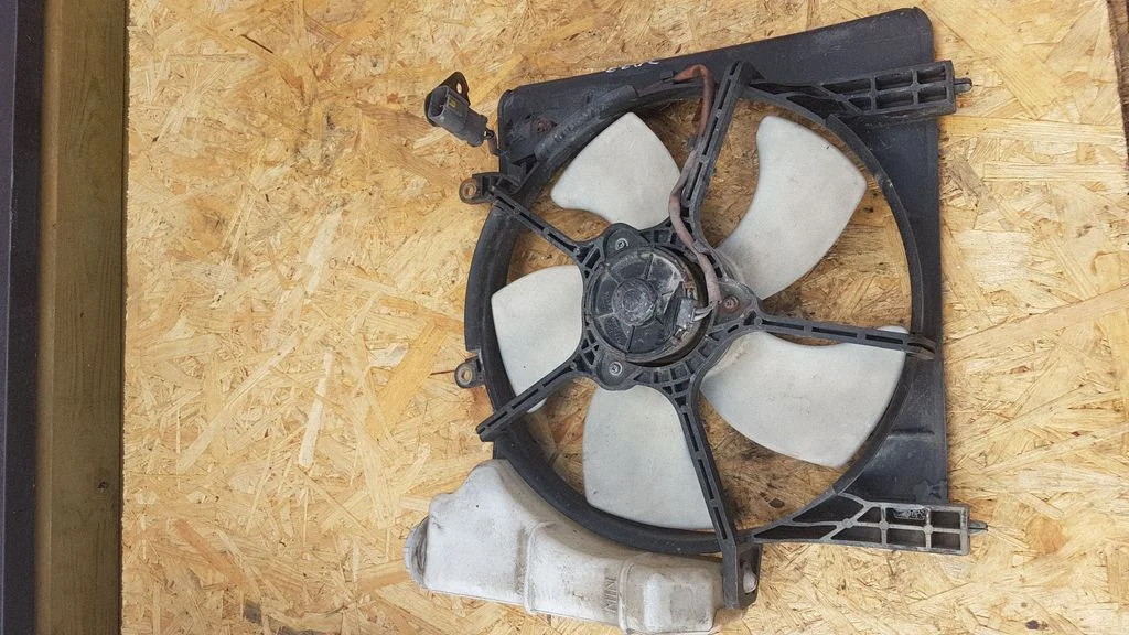 Elektriskais radiatora ventilators T4114