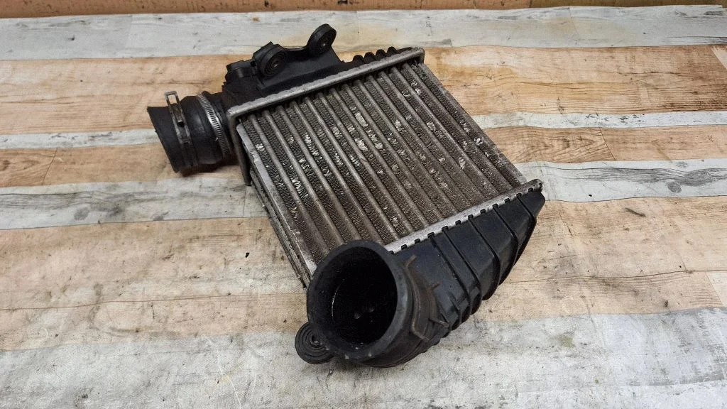 Intercooler 1J0145803F