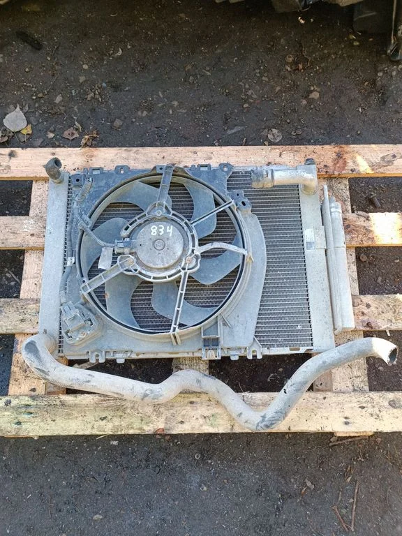 Starpdzesētāja (interkūlera) radiators