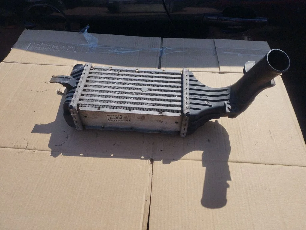 Starpdzesētāja (interkūlera) radiators 24436438DF1