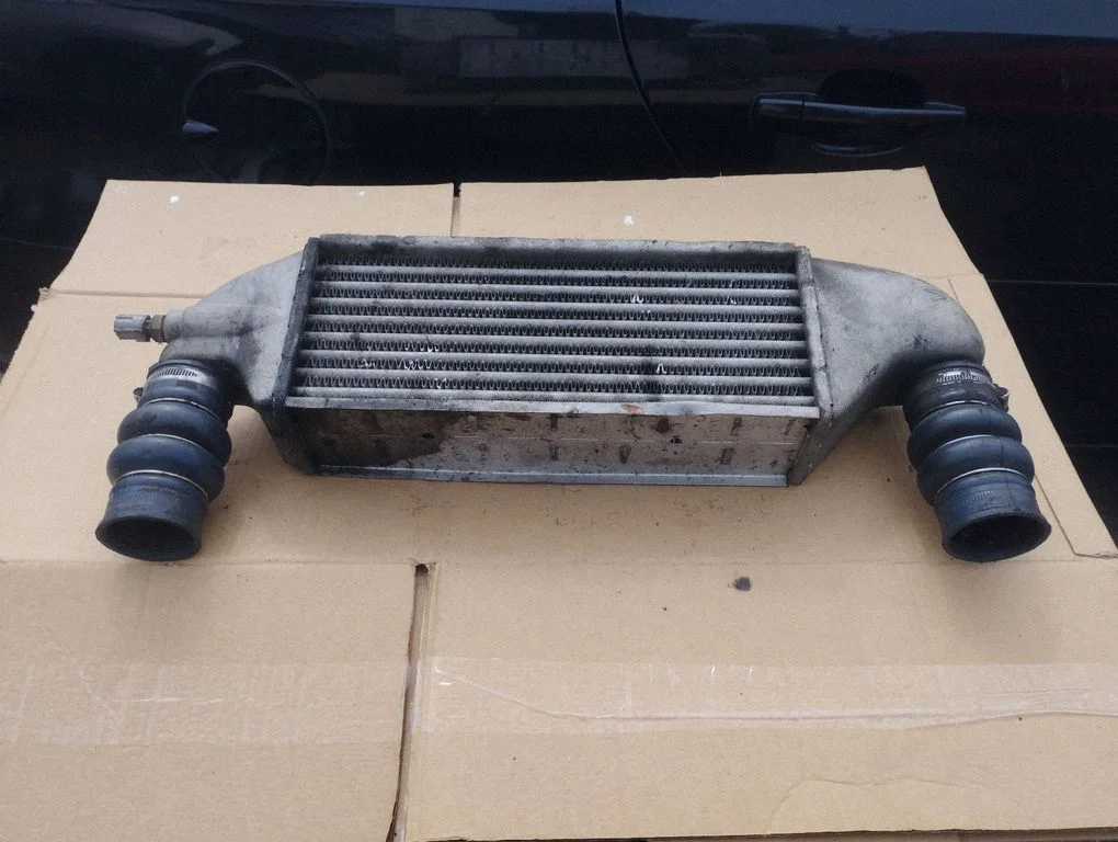Intercooler radiator – Ford Focus C-MAX (2003-2010)