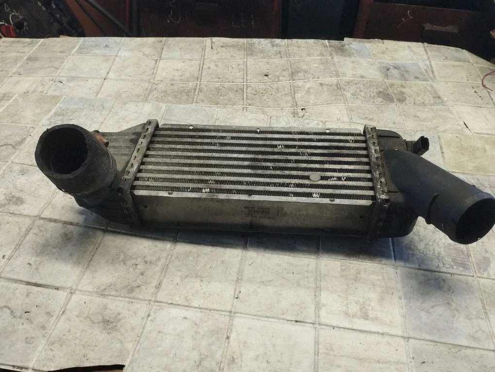 Starpdzesētāja (interkūlera) radiators 9636635380