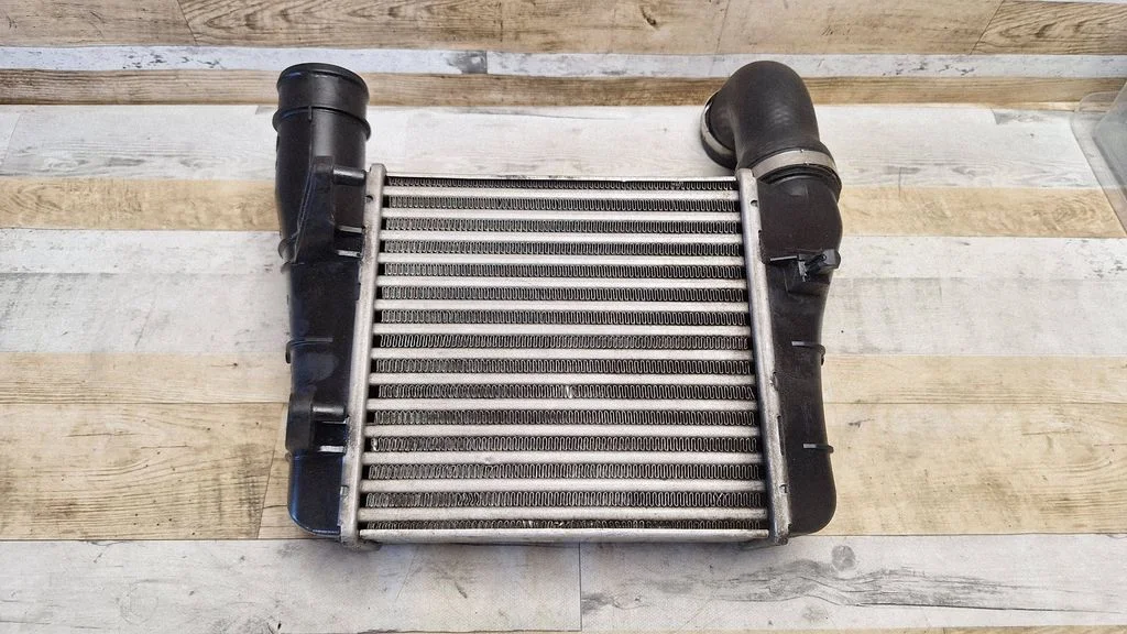 Intercooler 8D0145805C
