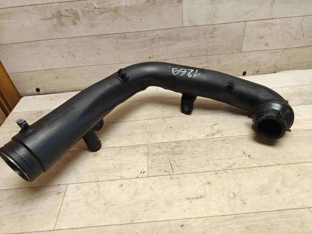 Intercooler hose/pipe 1K0129654D