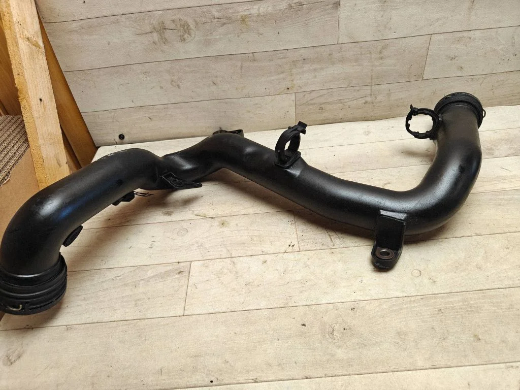 Intercooler hose/pipe 1K0145762P