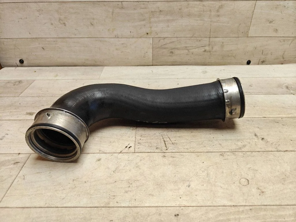 Intercooler hose/pipe 1K0145834B