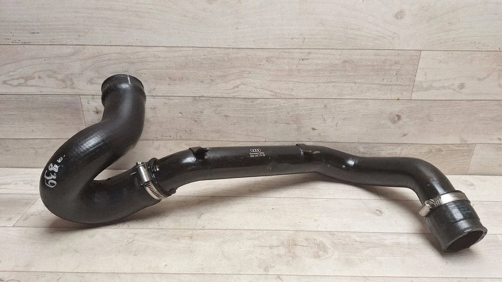 Intercooler hose/pipe 059145731M