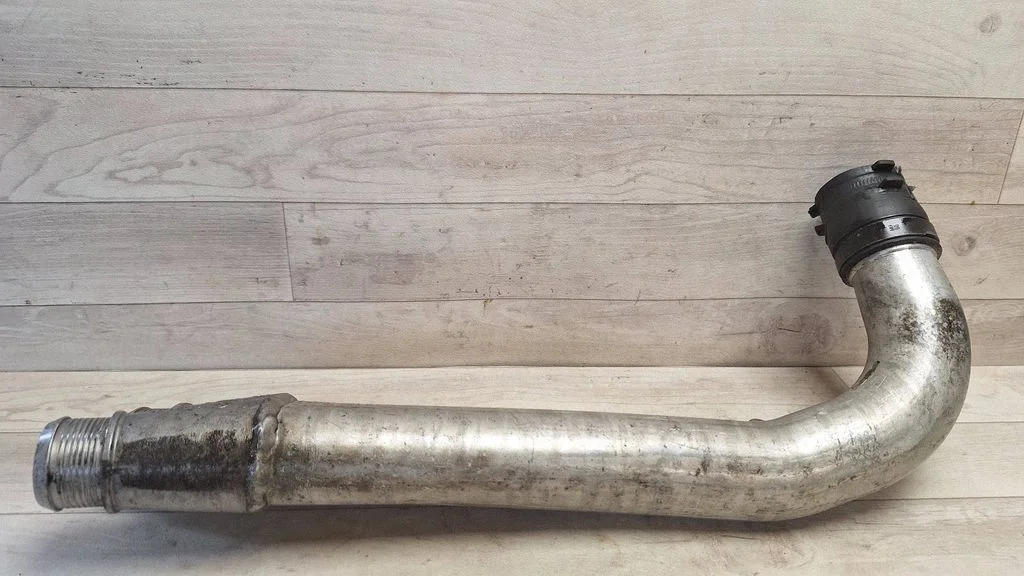 Intercooler hose/pipe 7L6145945C