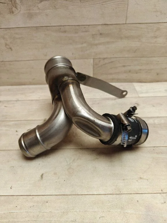Intercooler hose/pipe