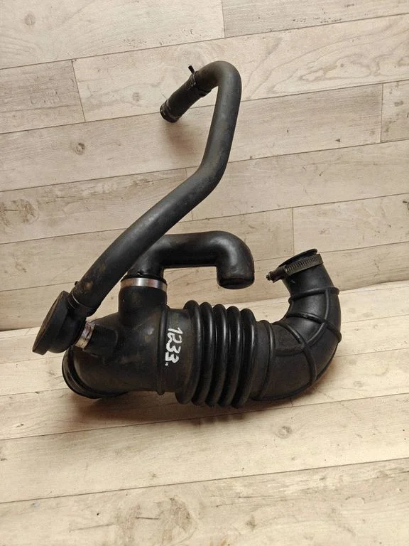 Intercooler hose/pipe