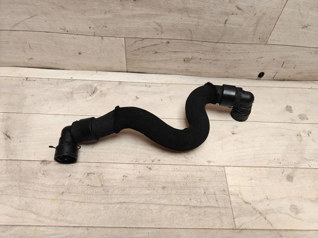 Intercooler hose/pipe