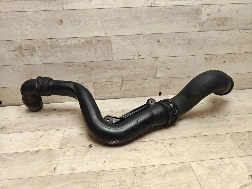 Intercooler hose/pipe 1K0145762P