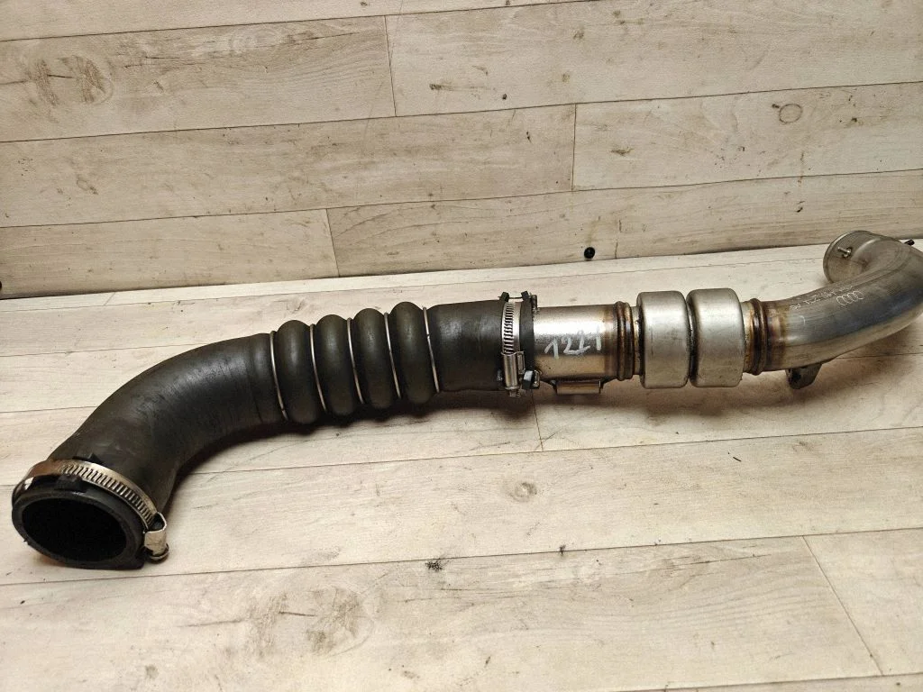 Intercooler hose/pipe 059145731AS