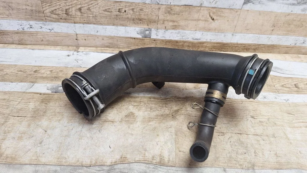 Intercooler hose/pipe – Toyota Yaris Verso (1999-2005)