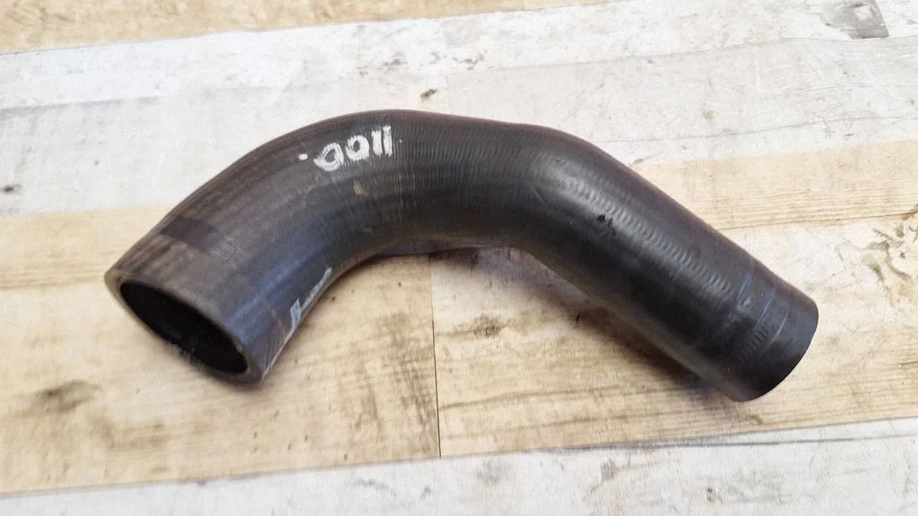 Intercooler hose/pipe MR597617