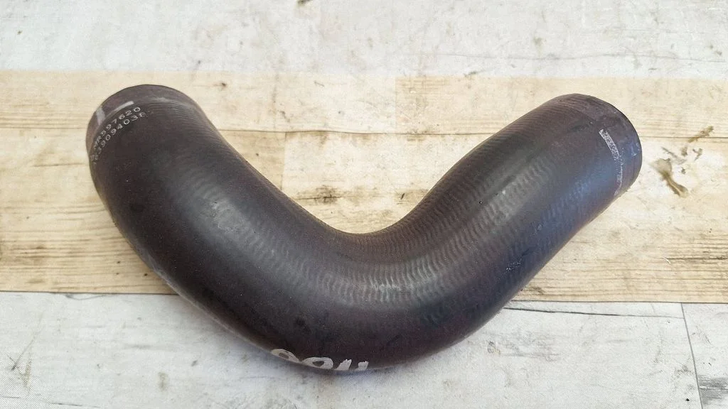Intercooler hose/pipe MR597620