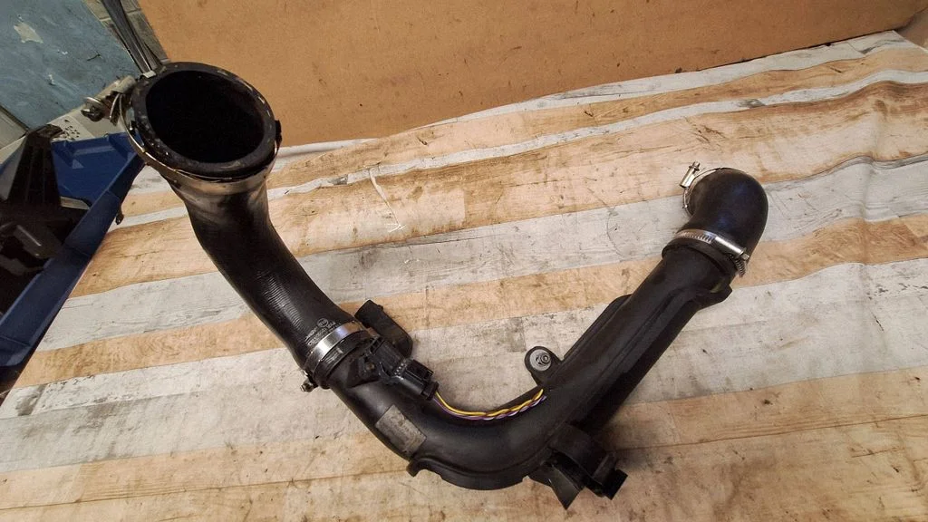 Intercooler hose/pipe – Volkswagen Golf Plus (2005-2013)