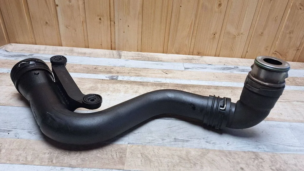 Intercooler hose/pipe 1T0145790