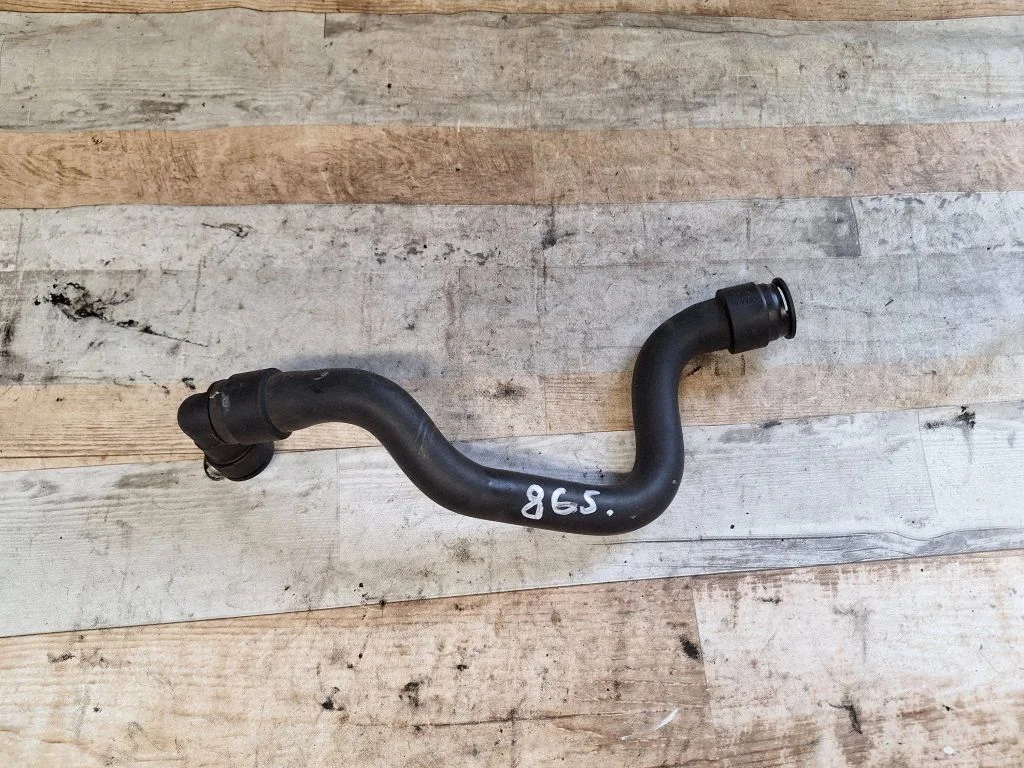 Intercooler hose/pipe