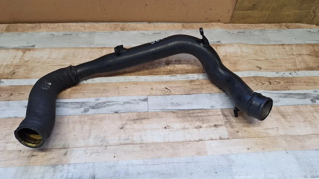 Intercooler hose/pipe 8624887