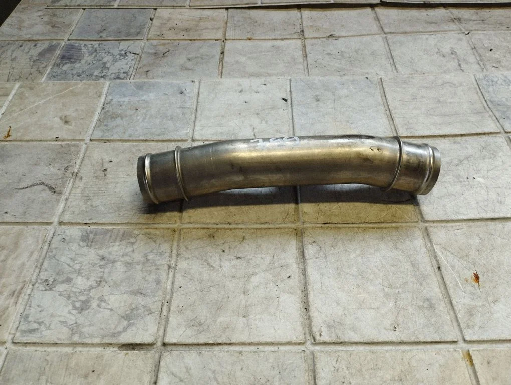 Vahejahuti voolik (-ud)/ toru (-d) – Opel Vectra C (2002-2005)