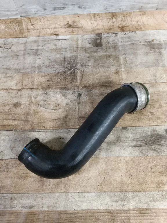 Intercooler hose/pipe 1J0145828T