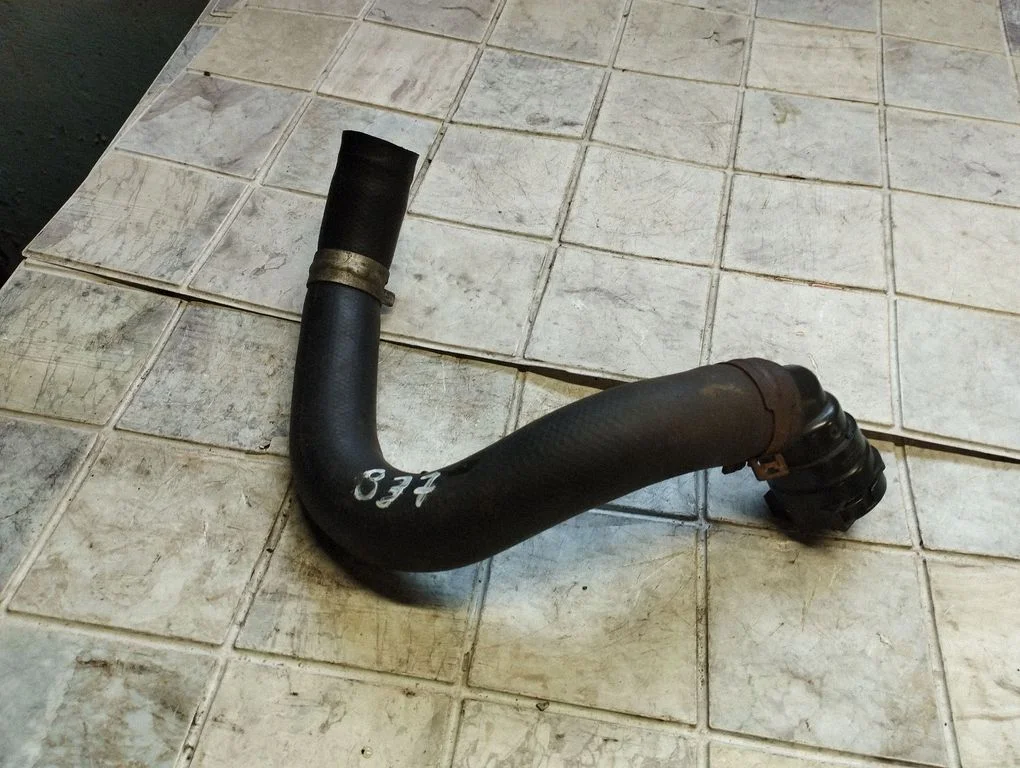 Intercooler hose/pipe – Honda FR-V (2004-2009)