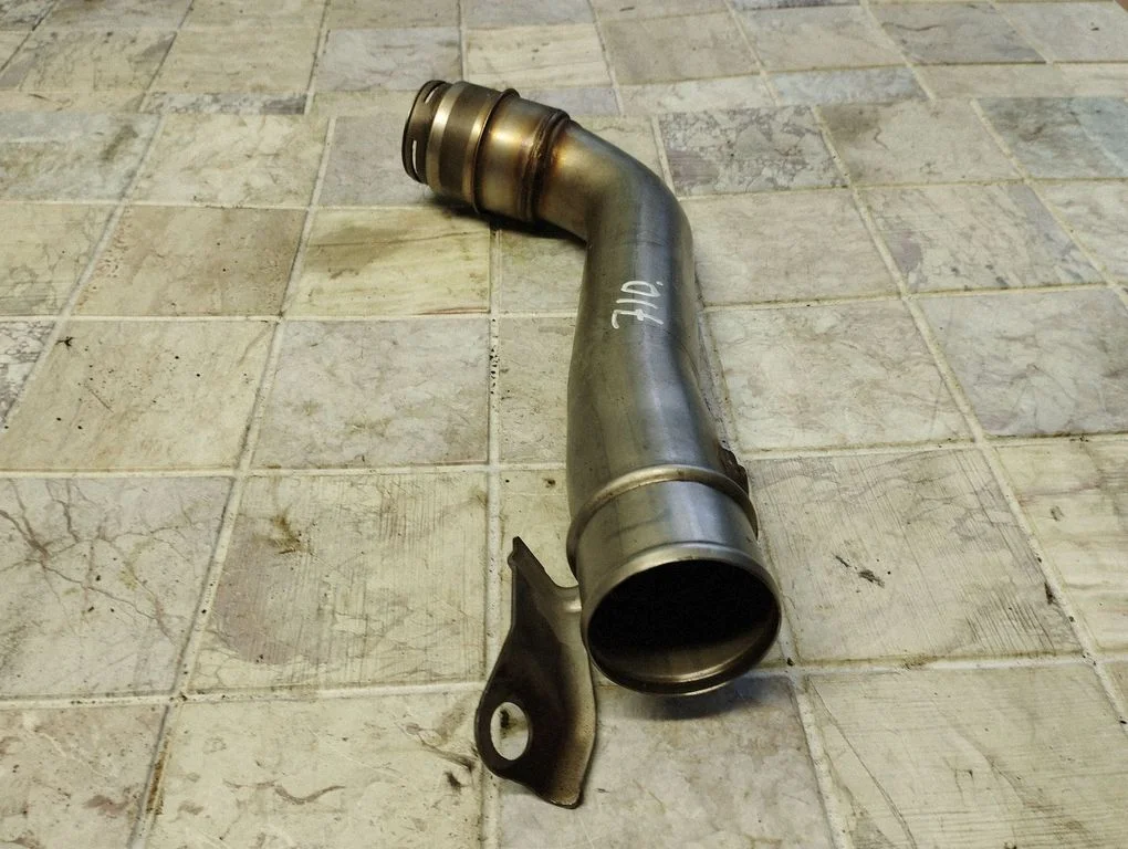 Intercooler hose/pipe
