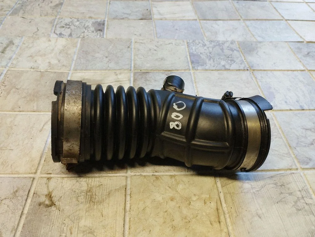 Wąż / rura intercoolera – Subaru Outback (2009-2014)