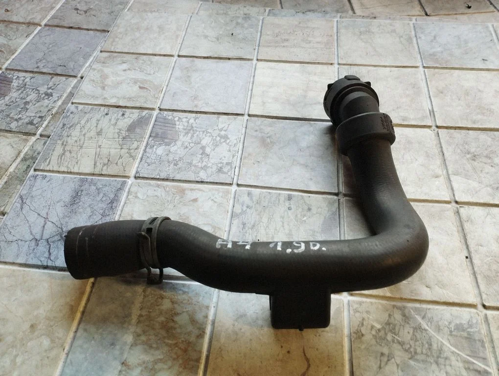 Intercooler hose/pipe