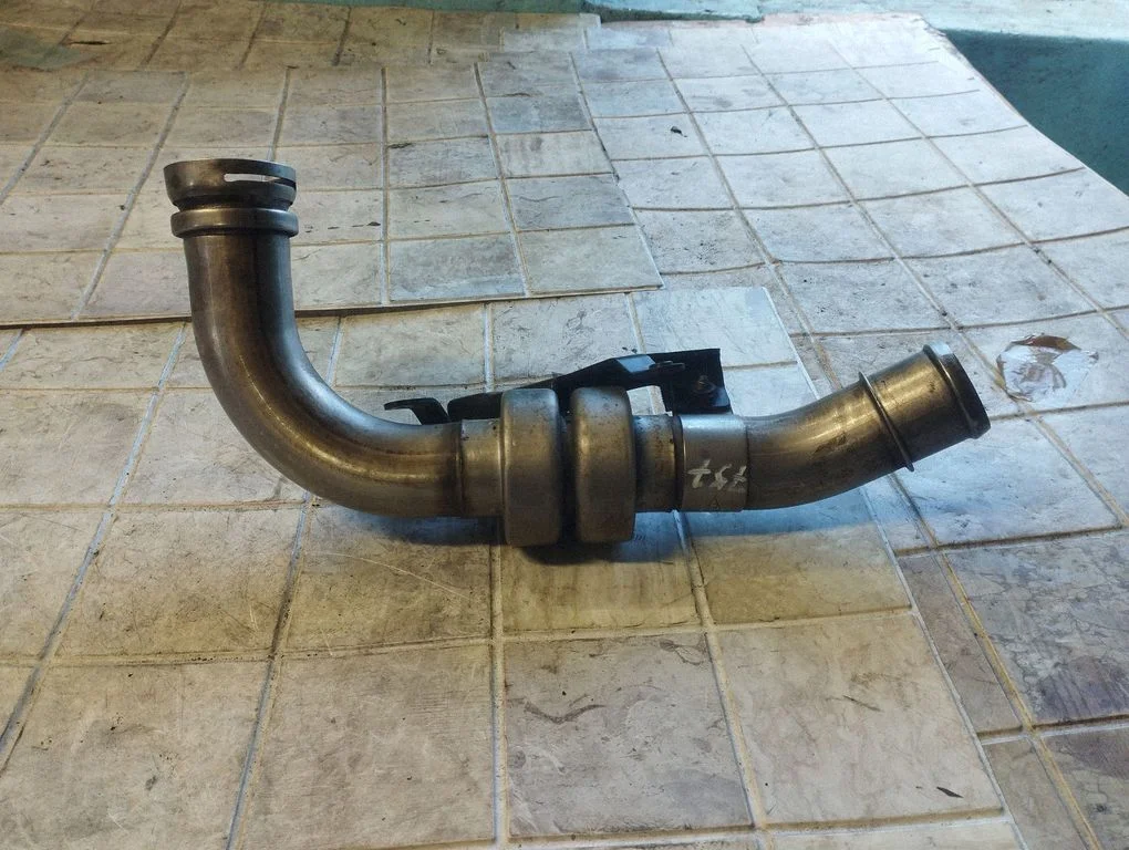 Wąż / rura intercoolera – Nissan Note (E11) (2006-2014)