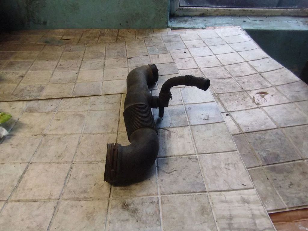Intercooler hose/pipe – Volkswagen Transporter - Caravelle T5 (2003-2015)