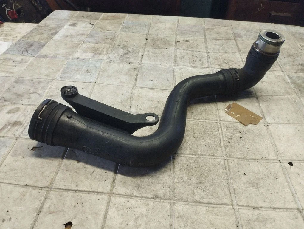 Intercooler hose/pipe 1K0145762CK