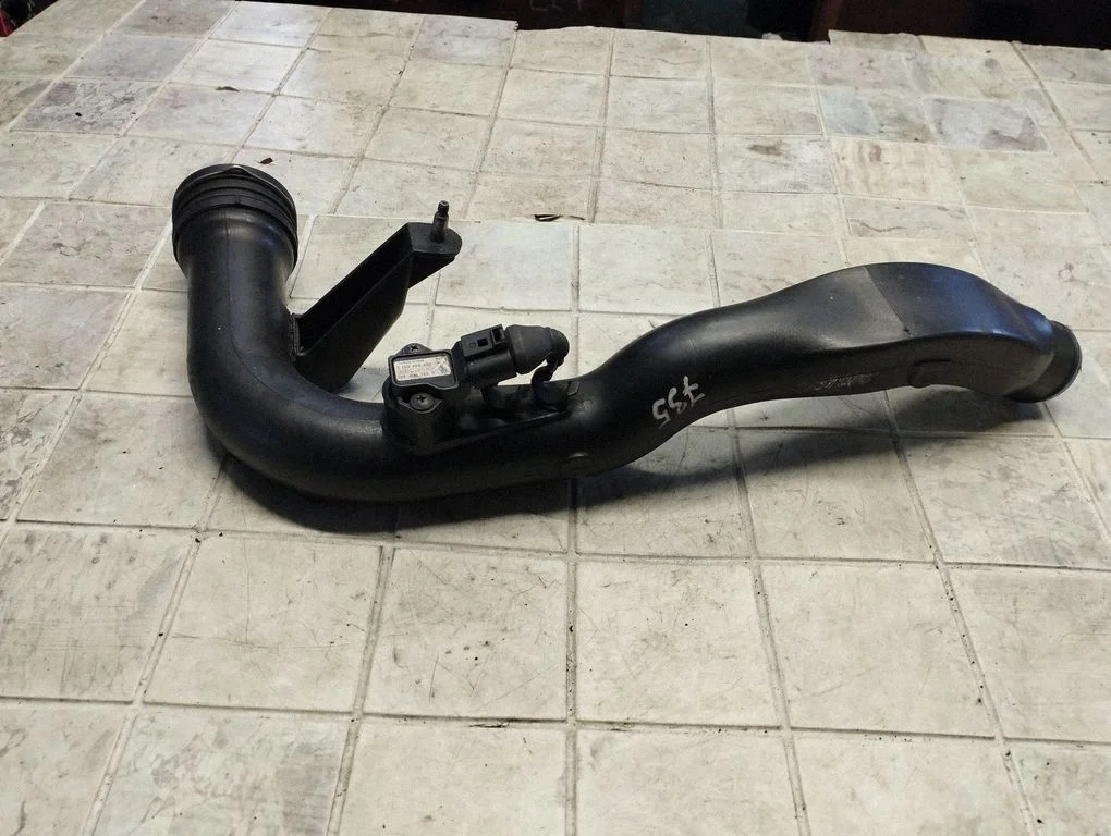 Intercooler hose/pipe – Skoda Superb B5 (3U) (2001-2008)