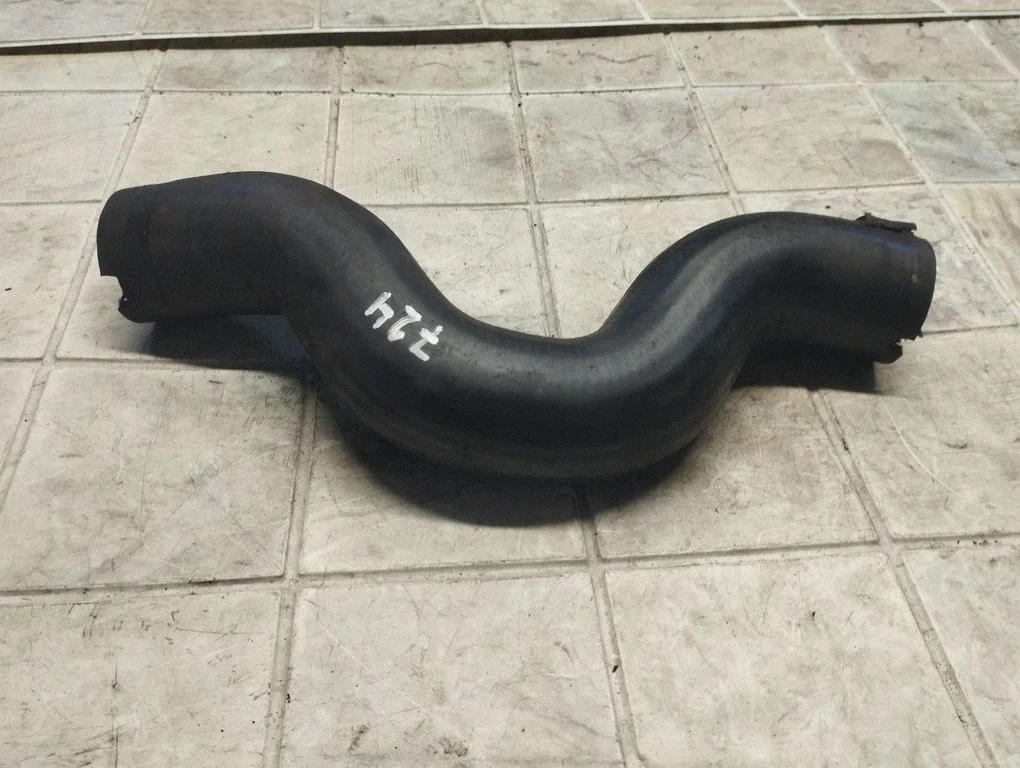 Intercooler hose/pipe – Opel Zafira A (1999-2005)
