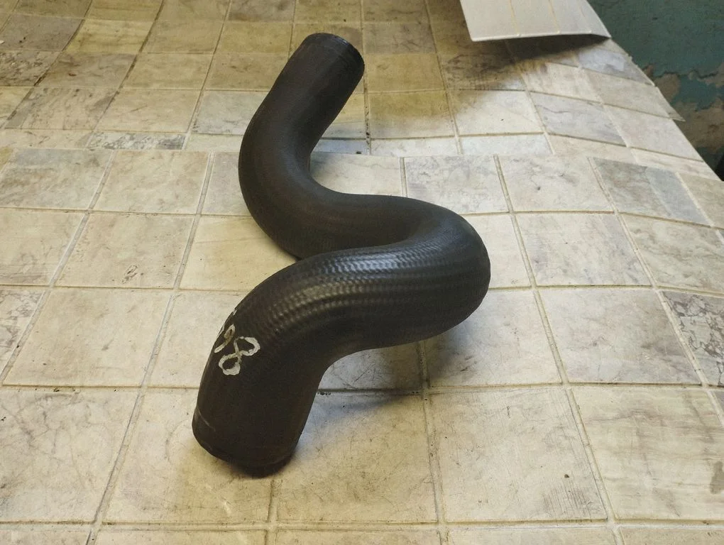 Intercooler hose/pipe
